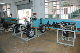 汽車(chē)與工業(yè)叉車(chē)維修實(shí)訓(xùn)中心 打造專(zhuān)業(yè)汽車(chē)電腦板維修精英